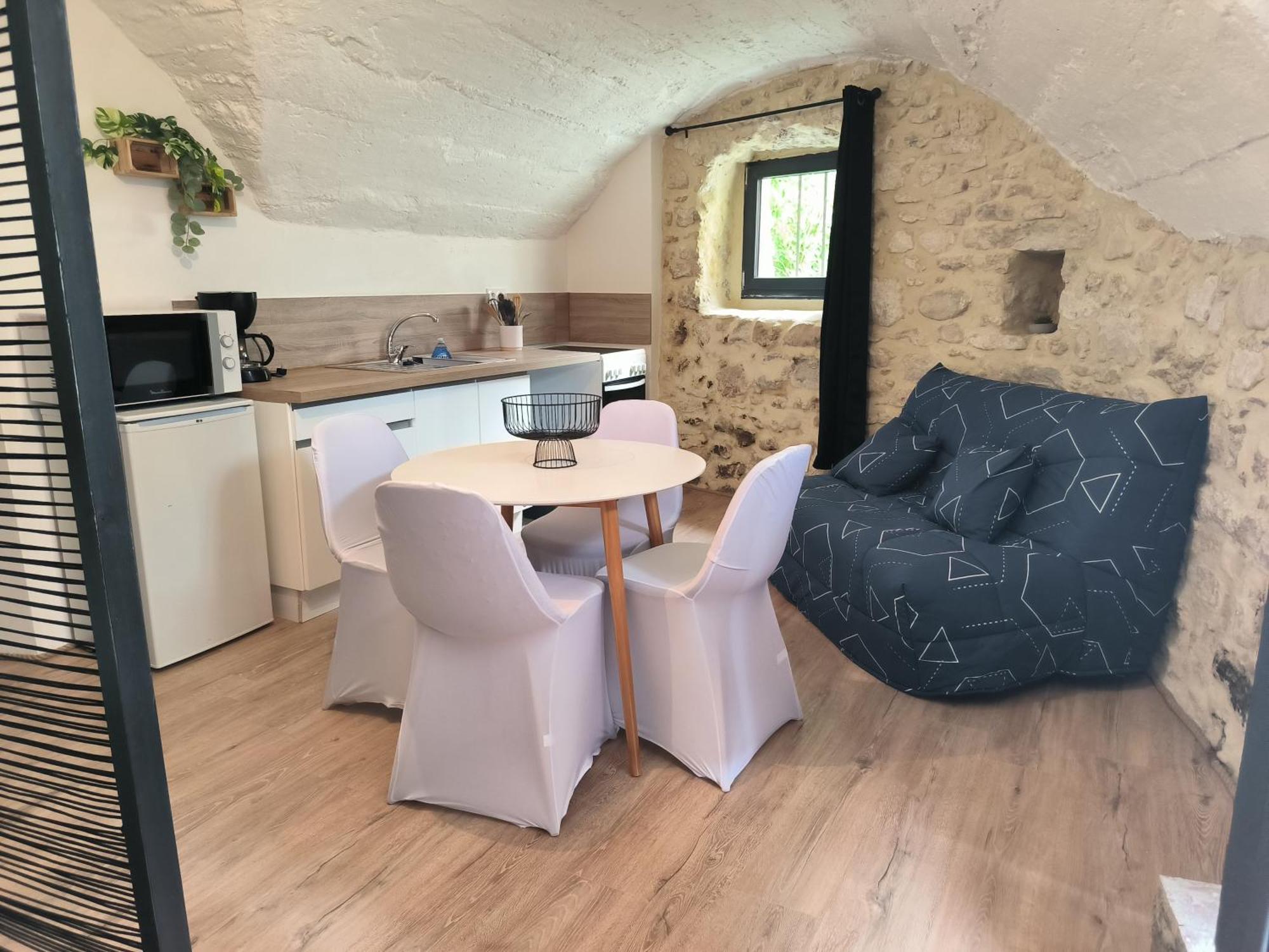 La Tour Du Forgeron Apartment Rochefort-en-Valdaine