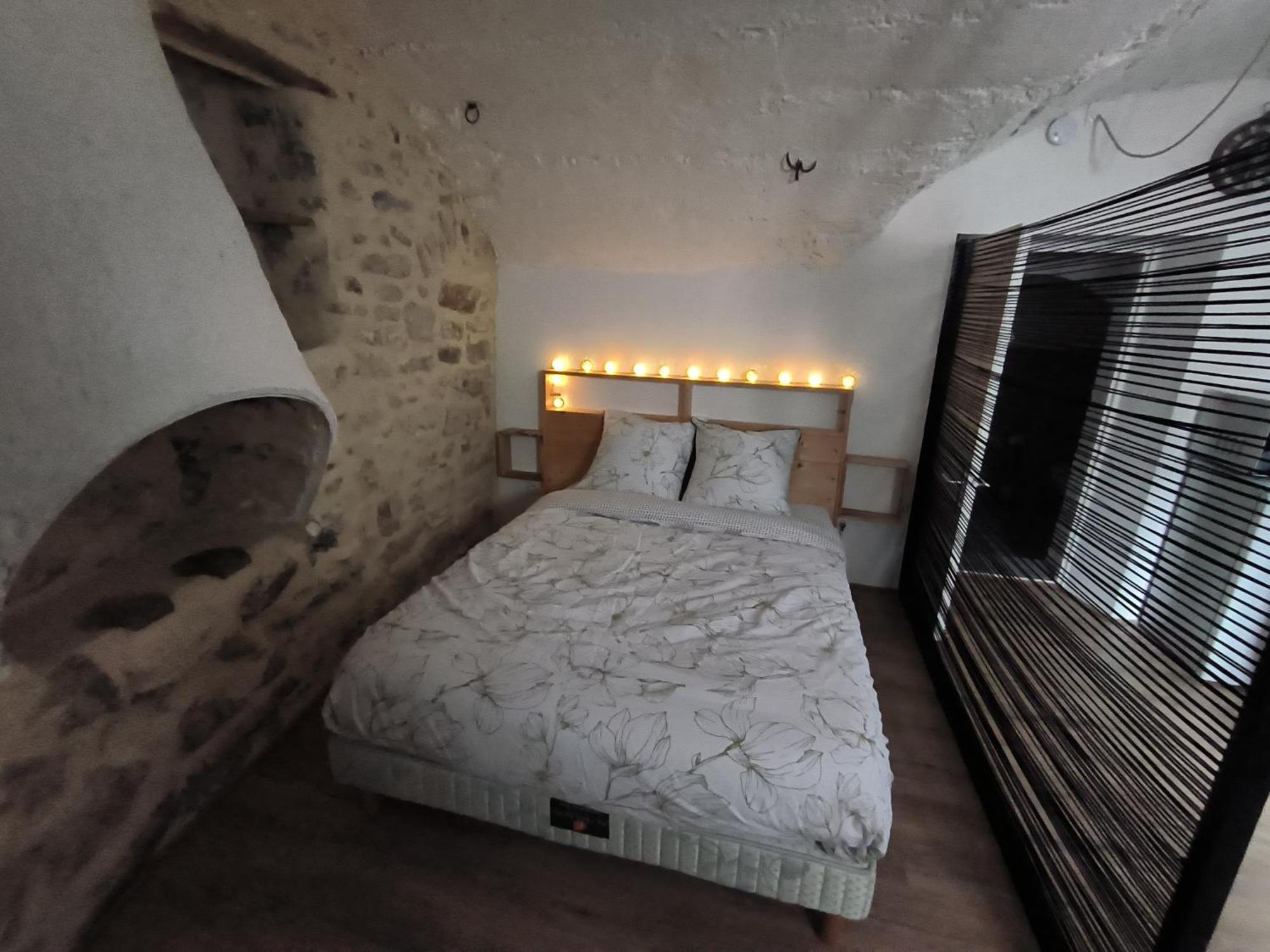 La Tour Du Forgeron Apartment